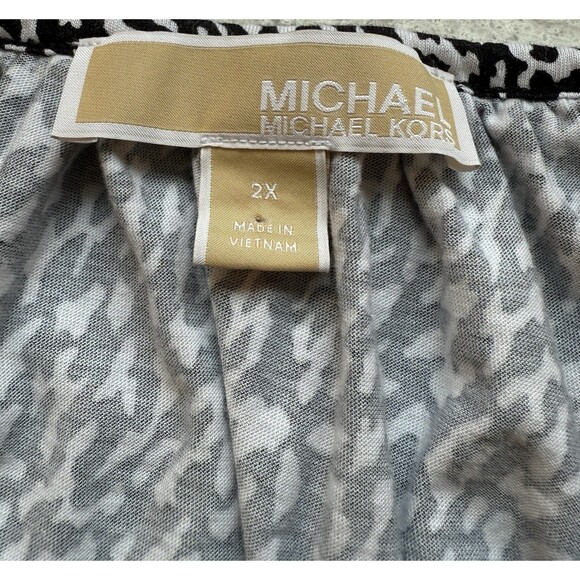 Michael Michael Kors Top Plus Size 2X Black Animal Print Bell 3/4 Sleeve Blouse - Picture 4 of 8
